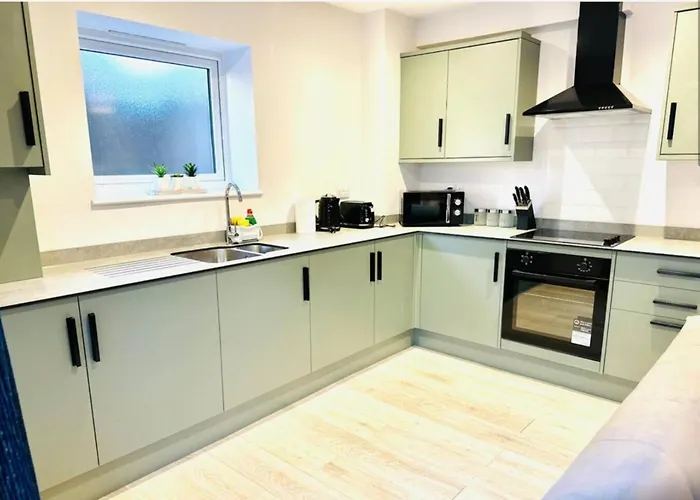 Dover Castle Luxury Apartment-Allocated Parking